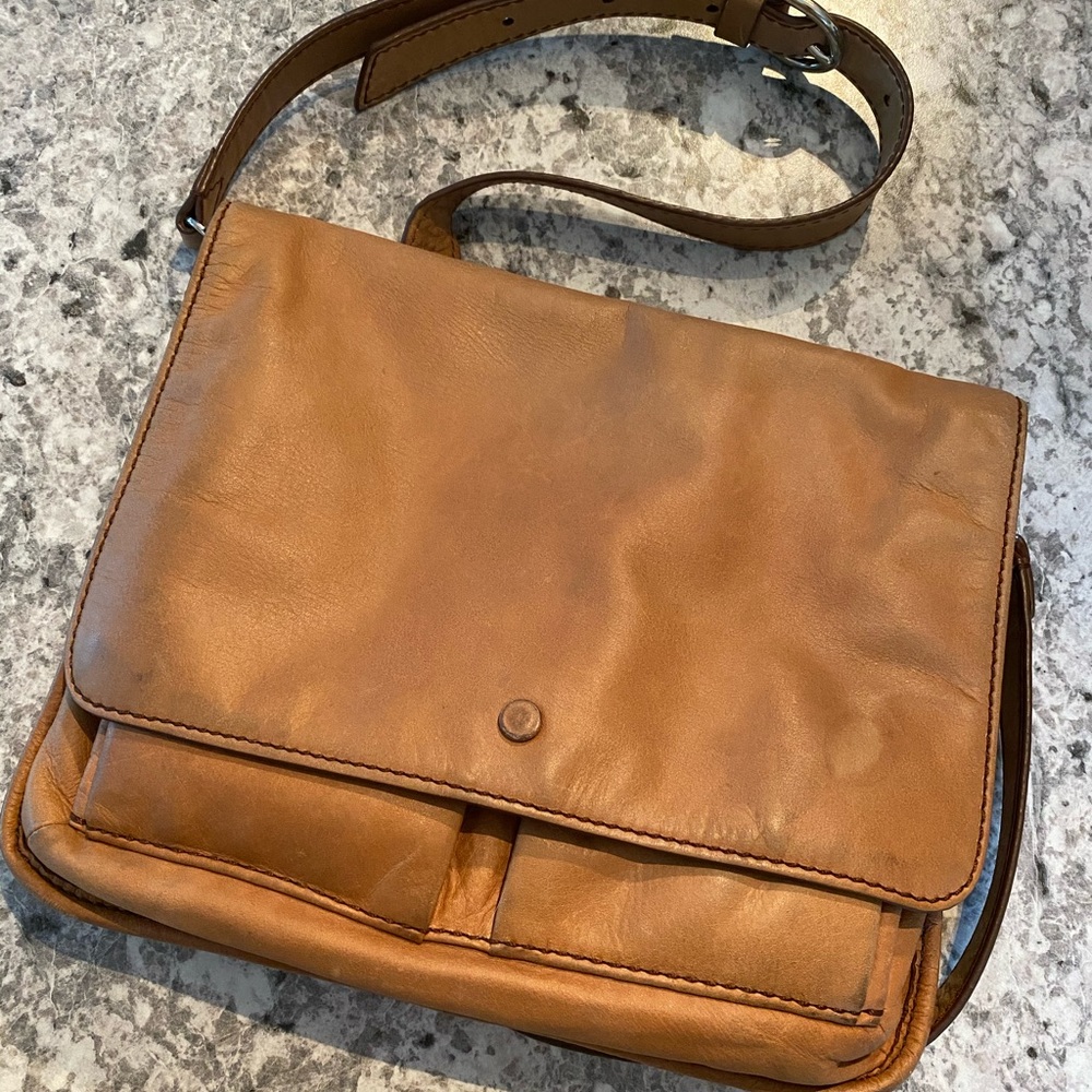 Tan Fossil Crossbody